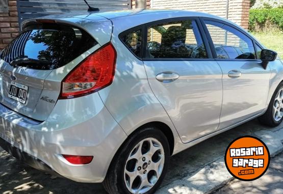 Autos - Ford Fiesta titanium 2010 Nafta 155000Km - En Venta