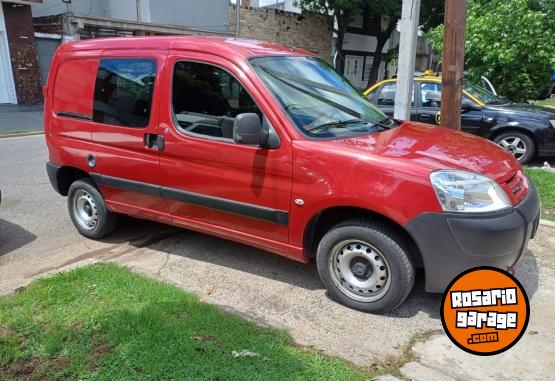 Utilitarios - Citroen BERLINGO  HDI 2017 Diesel 131000Km - En Venta