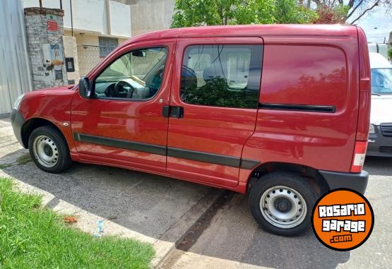 Utilitarios - Citroen BERLINGO  HDI 2017 Diesel 131000Km - En Venta