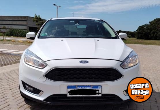 Autos - Ford Focus SE Plus 2016 Nafta 158400Km - En Venta