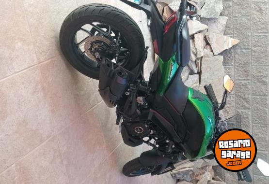 Motos - Bajaj Dominer 400 touring 2023 Nafta 3000Km - En Venta