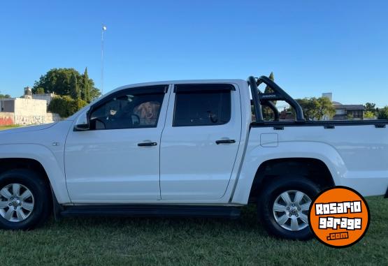 Camionetas - Volkswagen AMAROK 2.0 STARLINE 2011 Diesel 140000Km - En Venta