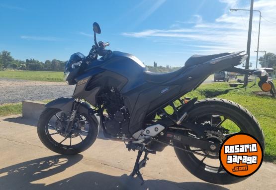 Motos - Yamaha FZ25 2022 Nafta 7550Km - En Venta