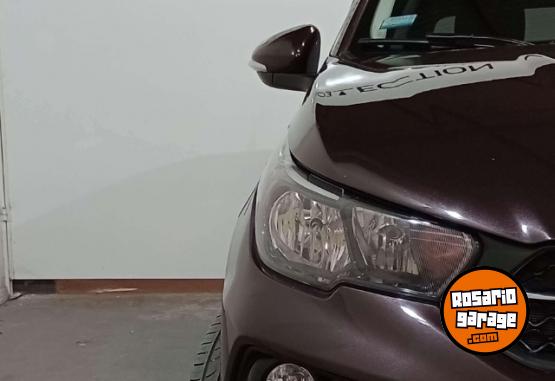 Autos - Fiat CRONOS 1.3 DRIVE 2021 GNC 73619Km - En Venta