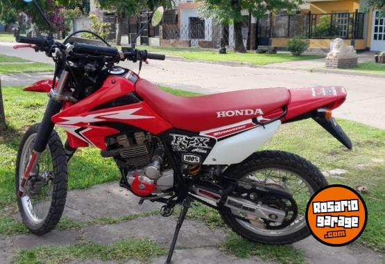 Motos - Honda Tornado 2016 Nafta 30000Km - En Venta