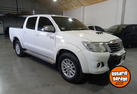 Camionetas - Toyota HILUX SRV 2014 Diesel 390000Km - En Venta