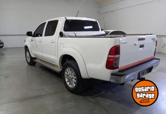 Camionetas - Toyota HILUX SRV 2014 Diesel 390000Km - En Venta