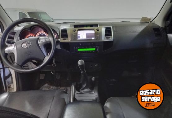 Camionetas - Toyota HILUX SRV 2014 Diesel 390000Km - En Venta