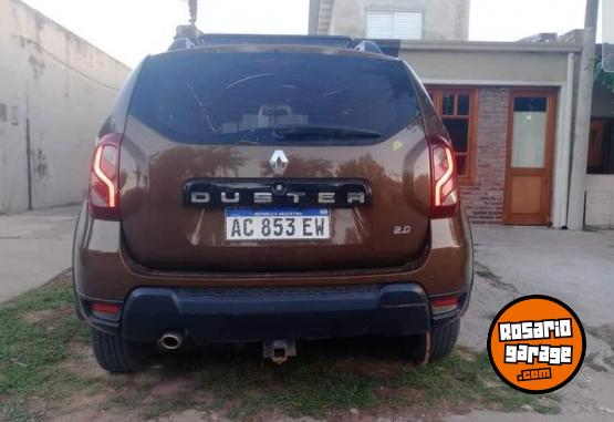 Camionetas - Renault DUSTER DAKAR III 2.0 4X4 2018 Nafta 64000Km - En Venta