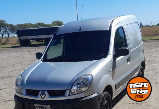 Utilitarios - Renault Kangoo 2013 Nafta 145000Km - En Venta