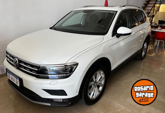 Camionetas - Volkswagen TIGUAN ALLSPACE 2.0T 2019 Nafta 95000Km - En Venta