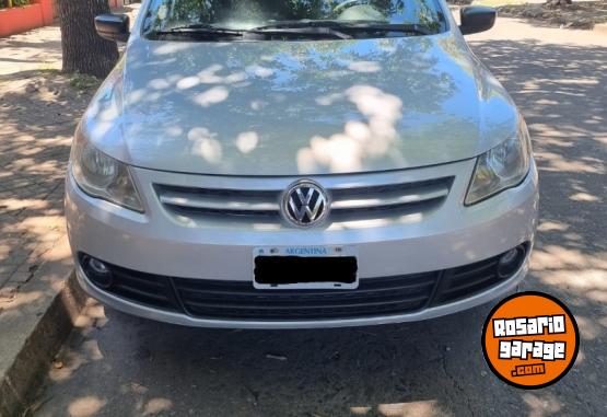 Autos - Volkswagen Voyage Confortline 2011 Nafta 195000Km - En Venta