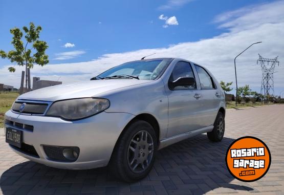 Autos - Fiat Palio HLX 2005 GNC 260000Km - En Venta