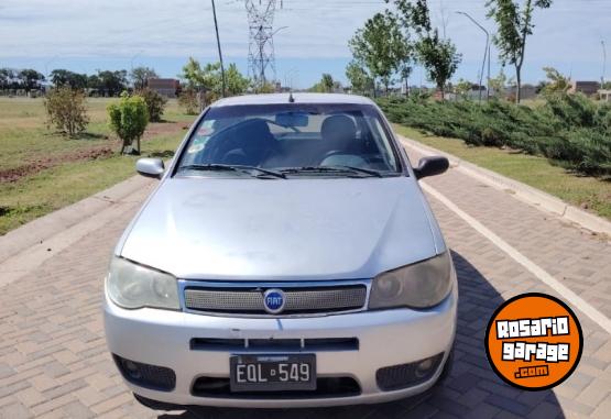 Autos - Fiat Palio HLX 2005 GNC 260000Km - En Venta