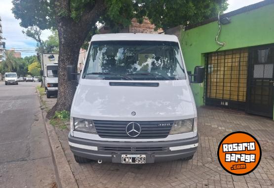 Utilitarios - Mercedes Benz Mercedes benz sprinter 1999 Diesel 450000Km - En Venta