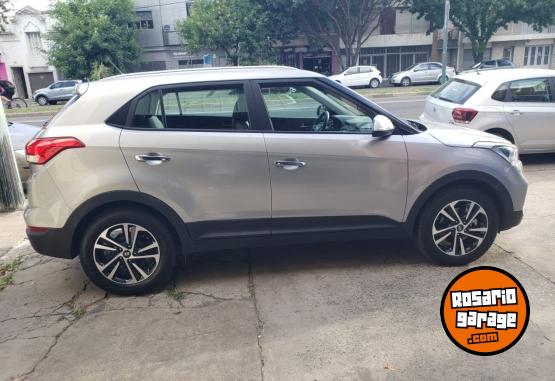 Camionetas - Hyundai CRETA SAFETY PLUS 2022 Nafta 36000Km - En Venta