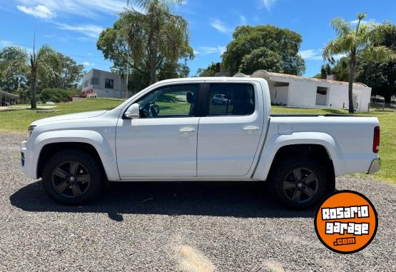 Camionetas - Volkswagen AMAROK 4X4 AT HIGHLINE 2020 Diesel 140000Km - En Venta