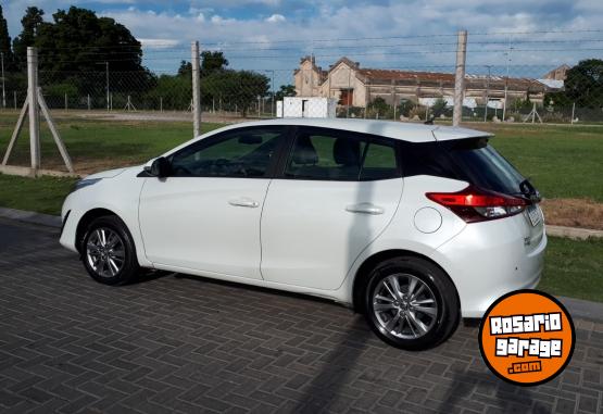 Autos - Toyota Yaris XLS Pack 1.5 CVT 5p 2020 Nafta 27970Km - En Venta