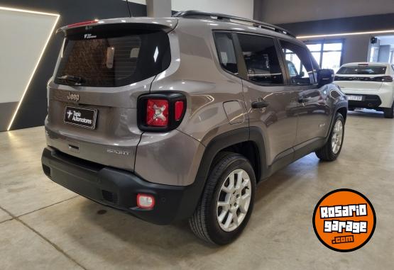 Camionetas - Jeep RENEGADE SPORT 1.8L AT 2019 Nafta 75000Km - En Venta