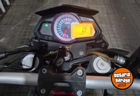 Motos - Benelli TNT 300 2017 Nafta 22880Km - En Venta