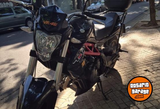 Motos - Benelli TNT 300 2017 Nafta 22880Km - En Venta