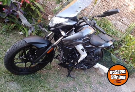 Motos - Bajaj NS200 2023 Nafta 5266Km - En Venta