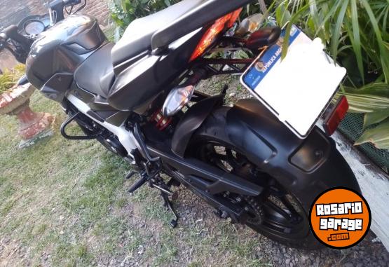 Motos - Bajaj NS200 2023 Nafta 5266Km - En Venta