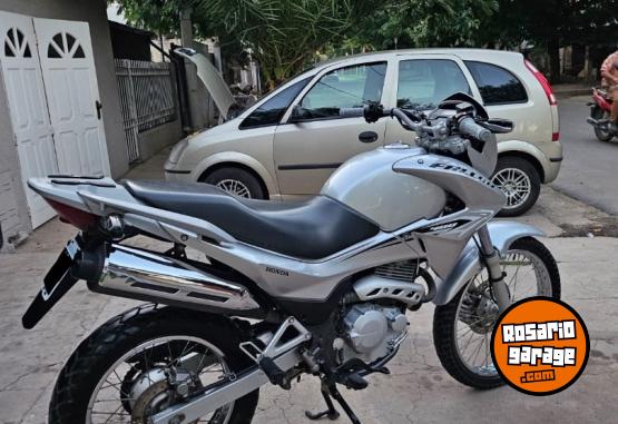 Motos - Honda Falcn 400 2015 Nafta 31000Km - En Venta