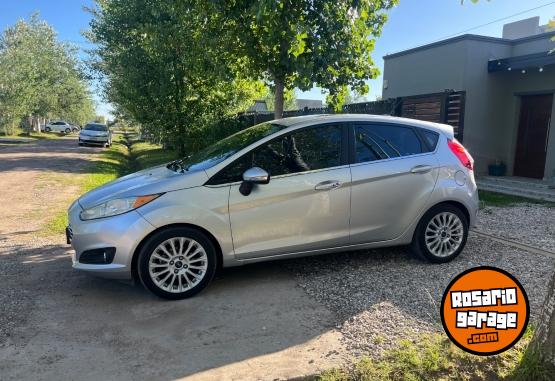 Autos - Ford Fiesta  Titanium 2013 Nafta 113000Km - En Venta