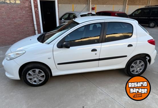 Autos - Peugeot 207 2013 Nafta 95000Km - En Venta