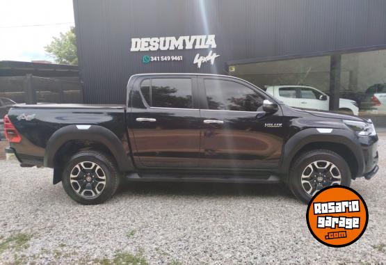 Camionetas - Toyota HILUX SRX 4X4 AT 2021 Diesel 100000Km - En Venta