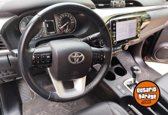 Camionetas - Toyota HILUX SRX 4X4 AT 2021 Diesel 100000Km - En Venta