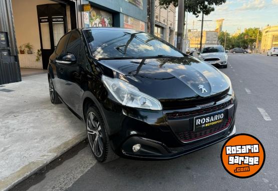 Autos - Peugeot 208 2017 Nafta 70000Km - En Venta