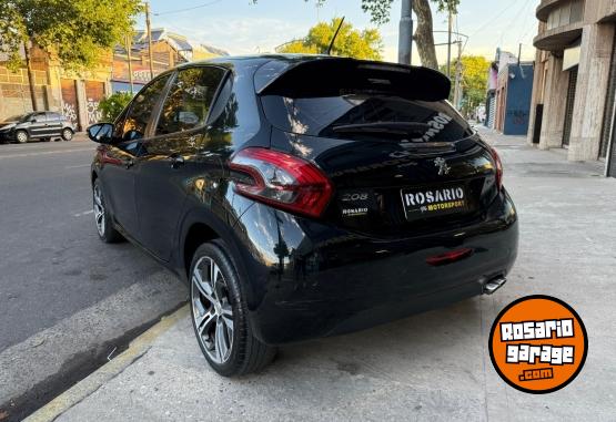 Autos - Peugeot 208 2017 Nafta 70000Km - En Venta