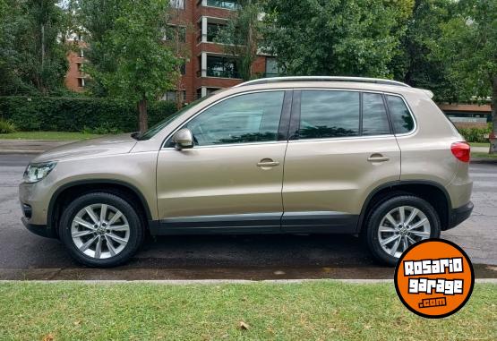 Camionetas - Volkswagen TIGUAN EXCLUSIVE 2014 Nafta 180000Km - En Venta