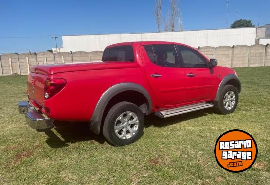 Camionetas - Mitsubishi L200 2015 Diesel 126000Km - En Venta