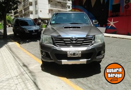 Camionetas - Toyota SRV CUERO 4X2 2014 Diesel 177000Km - En Venta