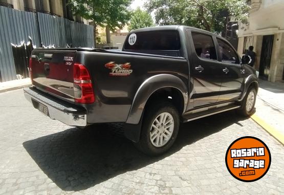 Camionetas - Toyota SRV CUERO 4X2 2014 Diesel 177000Km - En Venta