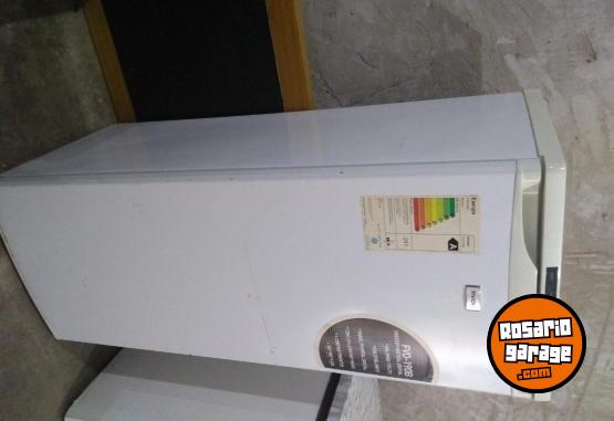 Hogar - Freezer Vertical Dijital con sensor de alarma nuevo impecable! - En Venta