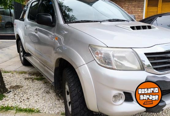 Camionetas - Toyota Hilux 2013 Diesel 220000Km - En Venta