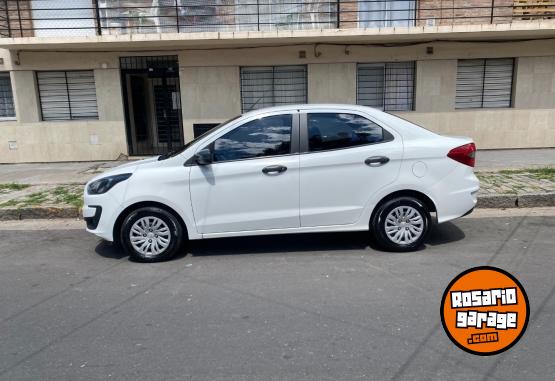 Autos - Ford KA + 2019 Nafta 110000Km - En Venta