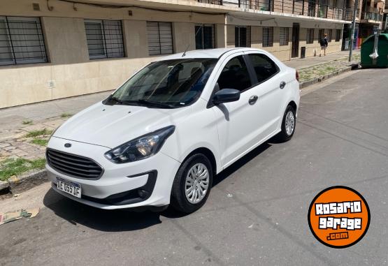 Autos - Ford KA + 2019 Nafta 110000Km - En Venta