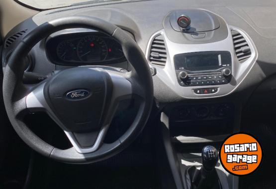 Autos - Ford KA + 2019 Nafta 110000Km - En Venta