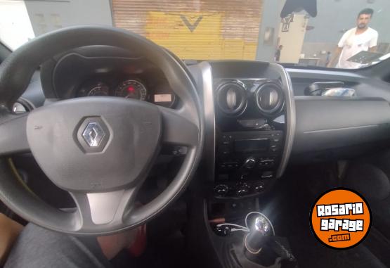 Autos - Renault Duster Expresion 1.6 4x2 2015 GNC 142000Km - En Venta