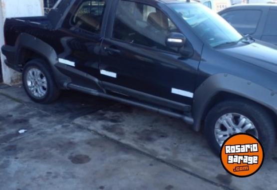 Autos - Fiat STRADA ADVENTURE 2011 GNC 253500Km - En Venta