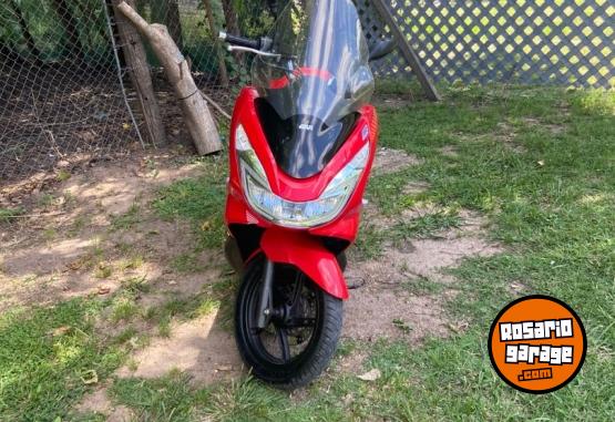 Motos - Honda PCX 2018 Nafta 26500Km - En Venta