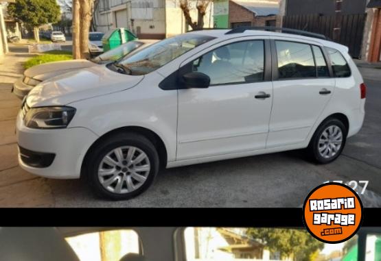 Autos - Volkswagen Suran versin limitada 2013 Nafta 240000Km - En Venta