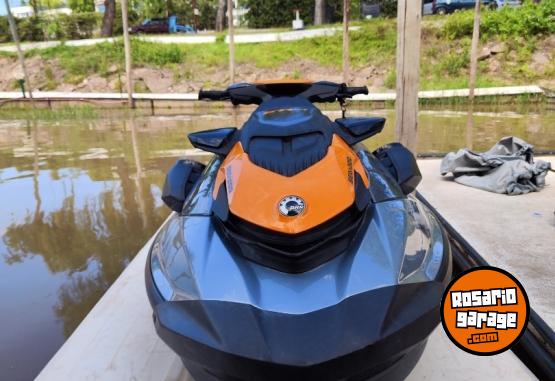 Embarcaciones - Moto de agua - Sea-Doo 130 HP GTI - 26 horas - En Venta