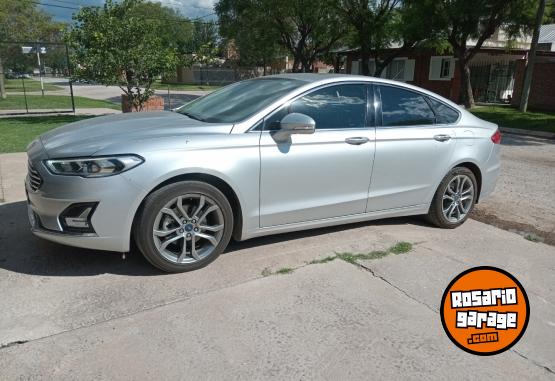 Autos - Ford Mondeo 2019 Nafta 54000Km - En Venta