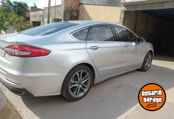 Autos - Ford Mondeo 2019 Nafta 54000Km - En Venta